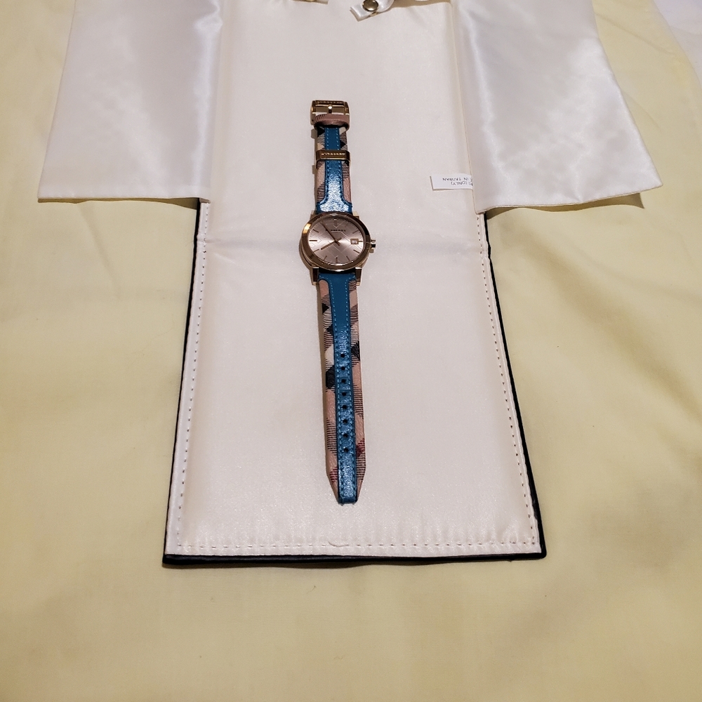 BURBERRY LADIES WATCH